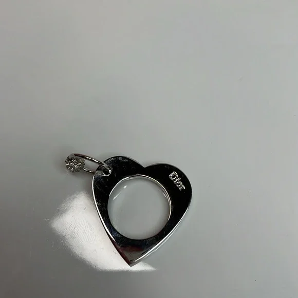 DIOR HOLLOW HEART RING - Picture 3 of 6